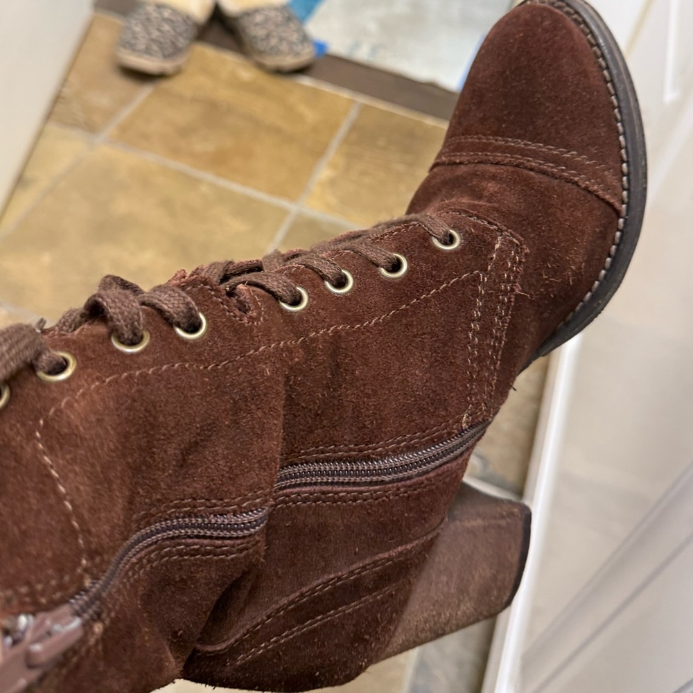 Steve Madden vintage suede booties